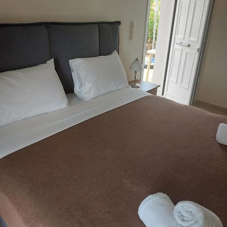 Aegean View Villa Лутраки Екстериор снимка