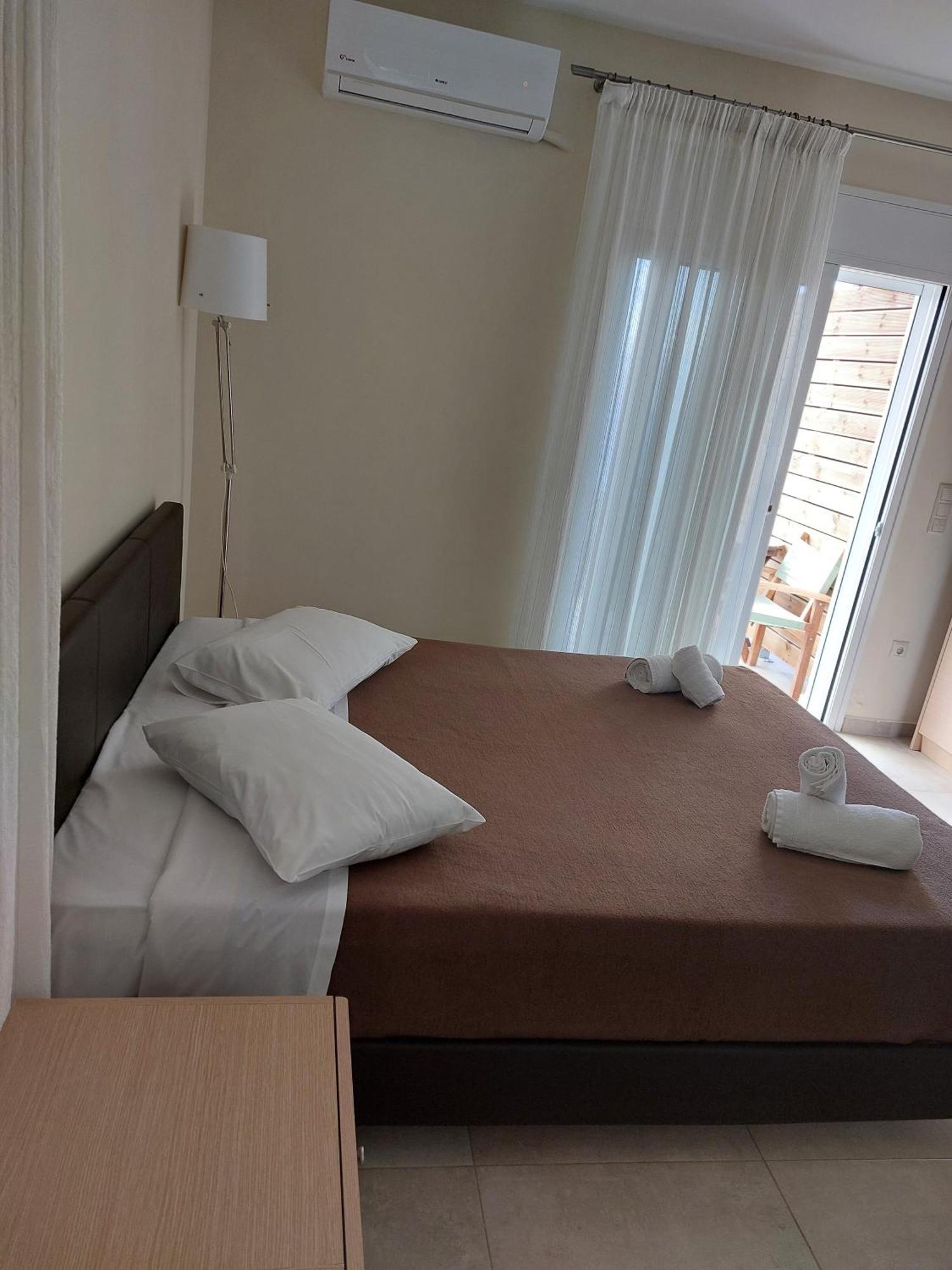 Aegean View Villa Лутраки Екстериор снимка