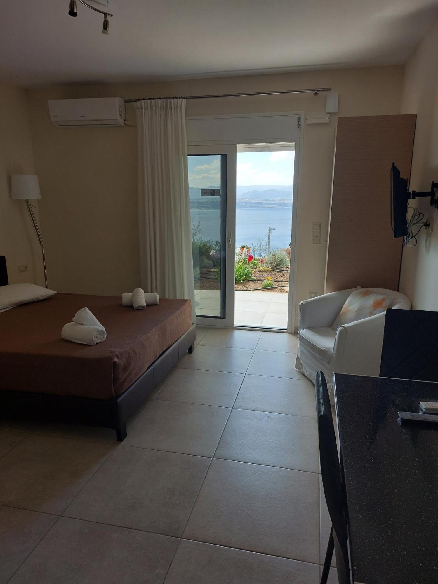 Aegean View Villa Лутраки Екстериор снимка