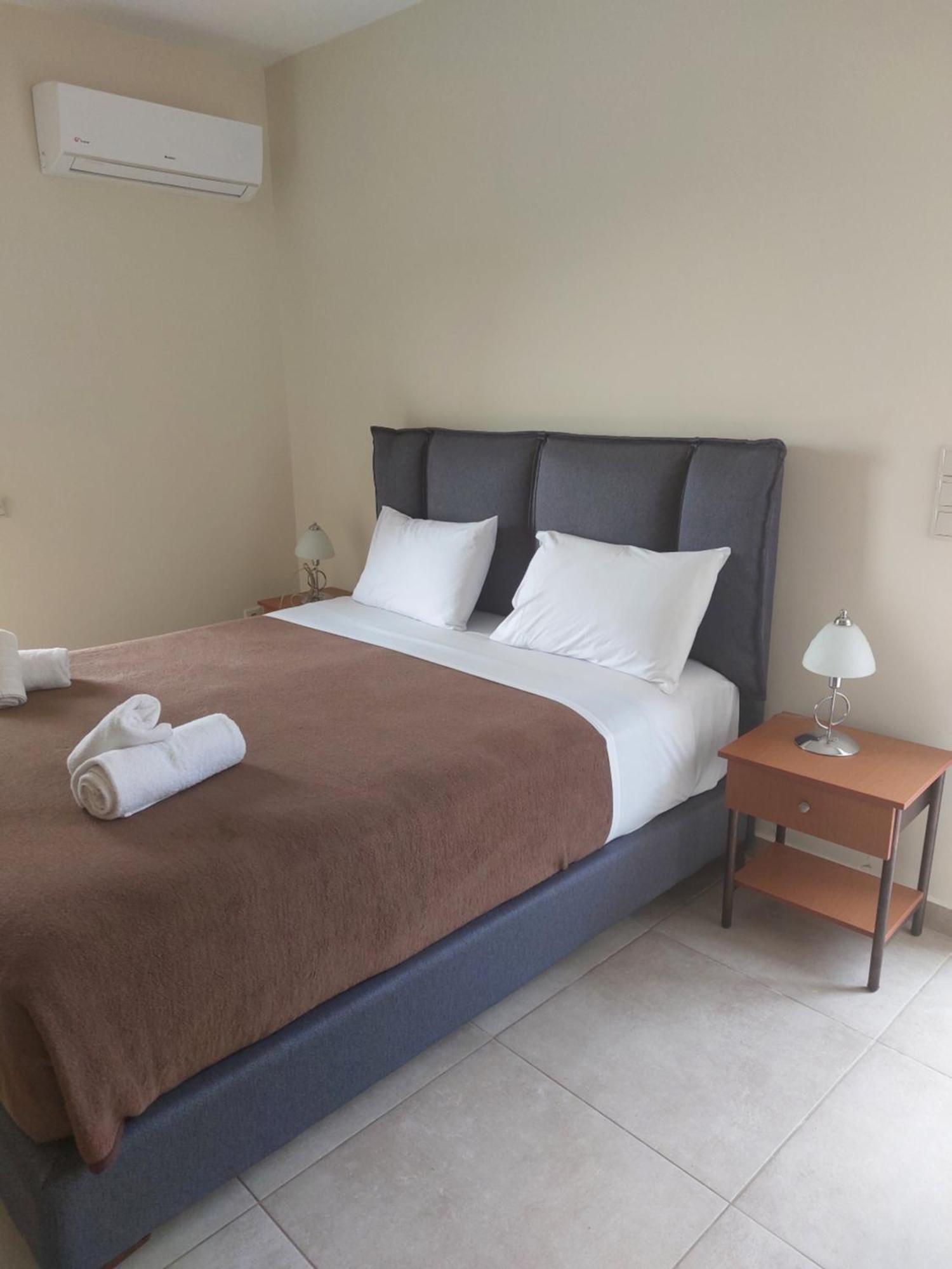 Aegean View Villa Лутраки Екстериор снимка