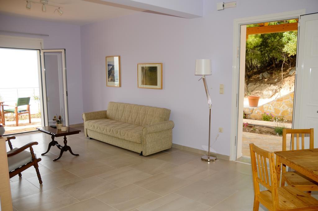 Aegean View Villa Лутраки Екстериор снимка