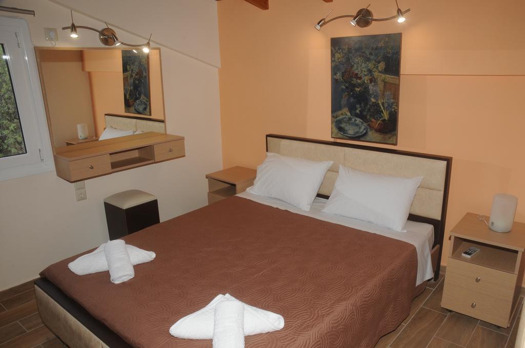 Aegean View Villa Лутраки Екстериор снимка