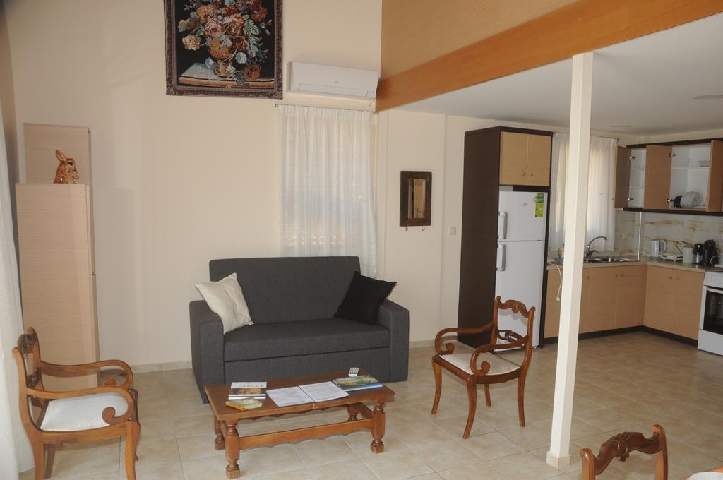 Aegean View Villa Лутраки Екстериор снимка