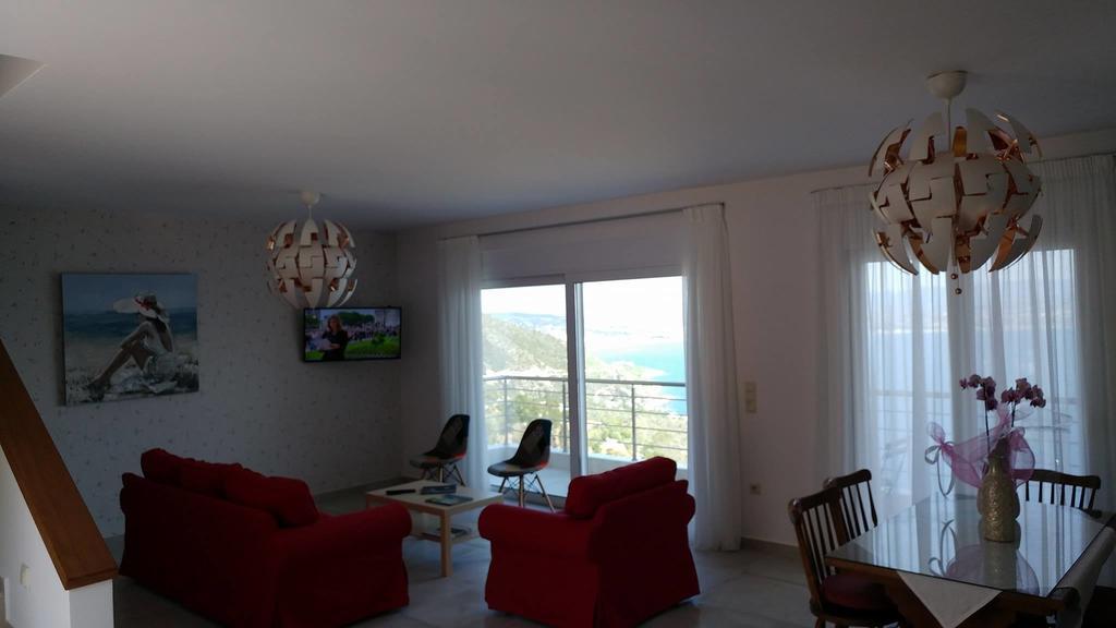 Aegean View Villa Лутраки Екстериор снимка